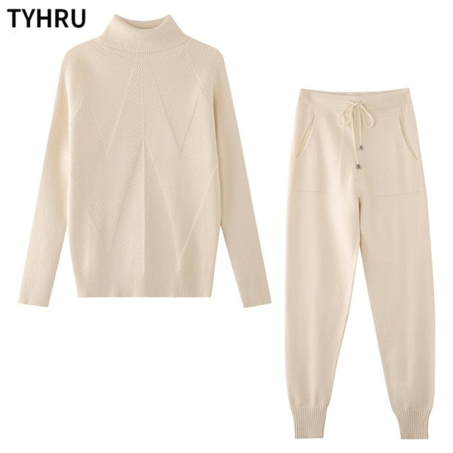 2 Piece Turtleneck Sweater and Elastic Trousers