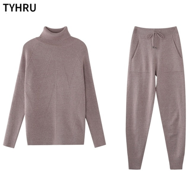 2 Piece Turtleneck Sweater and Elastic Trousers